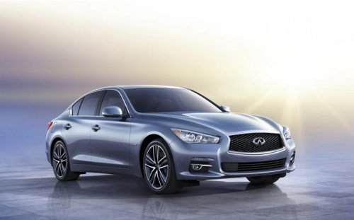 infiniti-q50-versione-ibrida