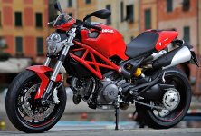 Ducati Monster 796 2010: nuovo, versatile, arriva a fine aprile