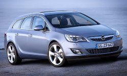 Opel Astra Sports Tourer: la wagon a novembre in Italia