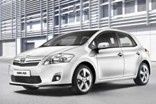 Toyota Auris HSD: ufficiali i prezzi della due volumi ibrida giapponese
