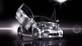 Toyota iQ Disco: la citycar che strizza l' occhio alla discoteca