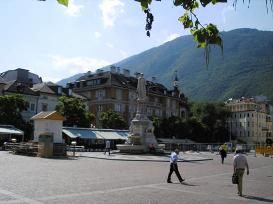 Provincia di Bolzano: torna la campagna "No credit" contro gli infortuni in moto