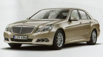 Mercedes Classe E: cambia look e potenzia i motori