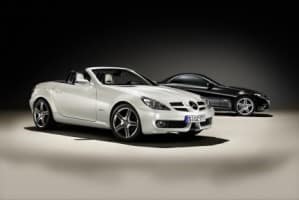Mercedes SLK 2LOOK Edition: il fascino è, semplicemente, bianco o nero
