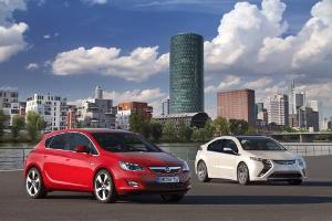 Opel Astra: otto motori per rinascere alla grande con la decima generazione