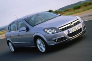 Opel debutta nell’ ibrido con la nuova gamma Gpl-Tech 2