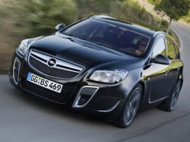 Opel Insignia OPC: l’ eccellenza della sportività