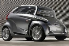 Peugeot: le ambizioni elettriche per auto e scooter